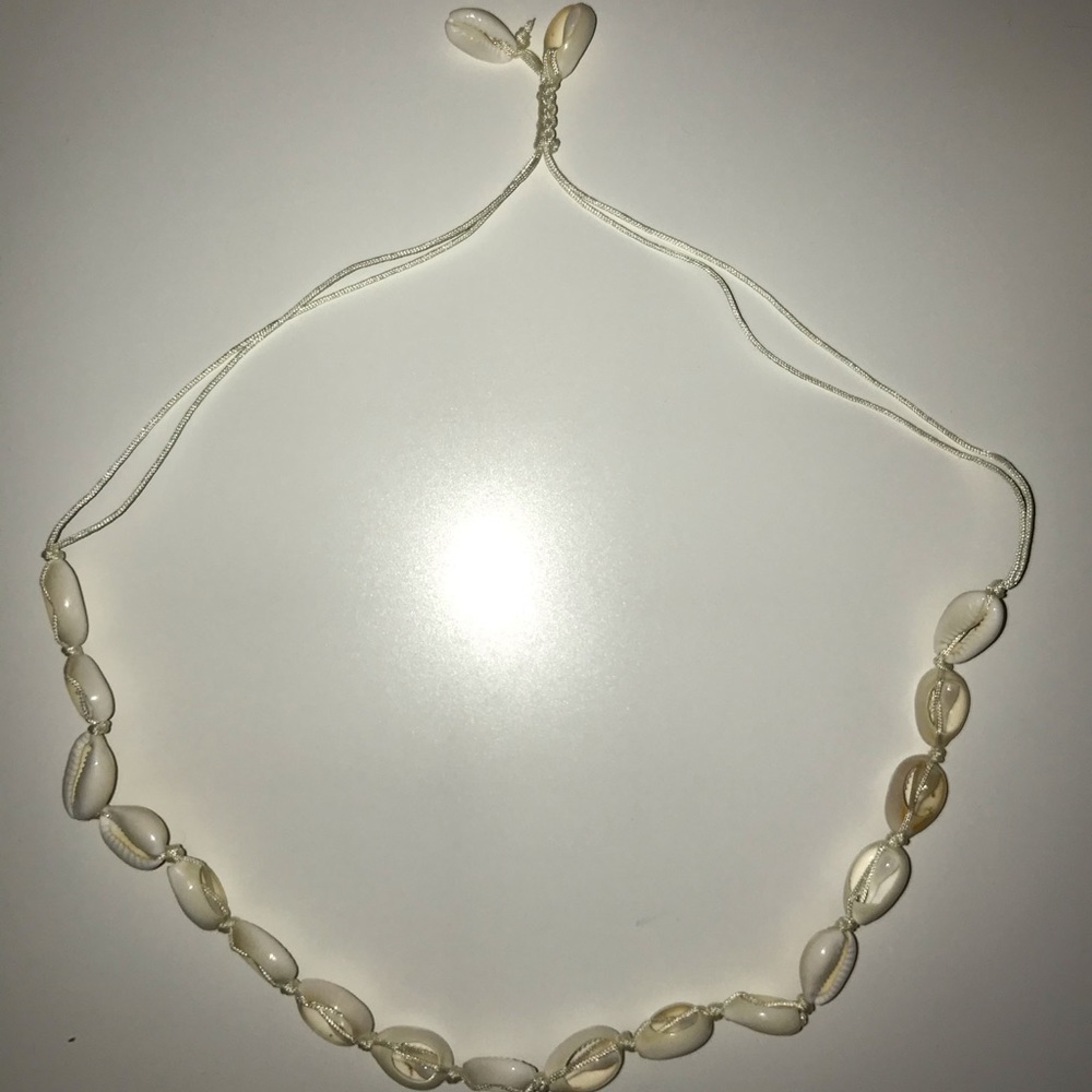She’ll necklace
